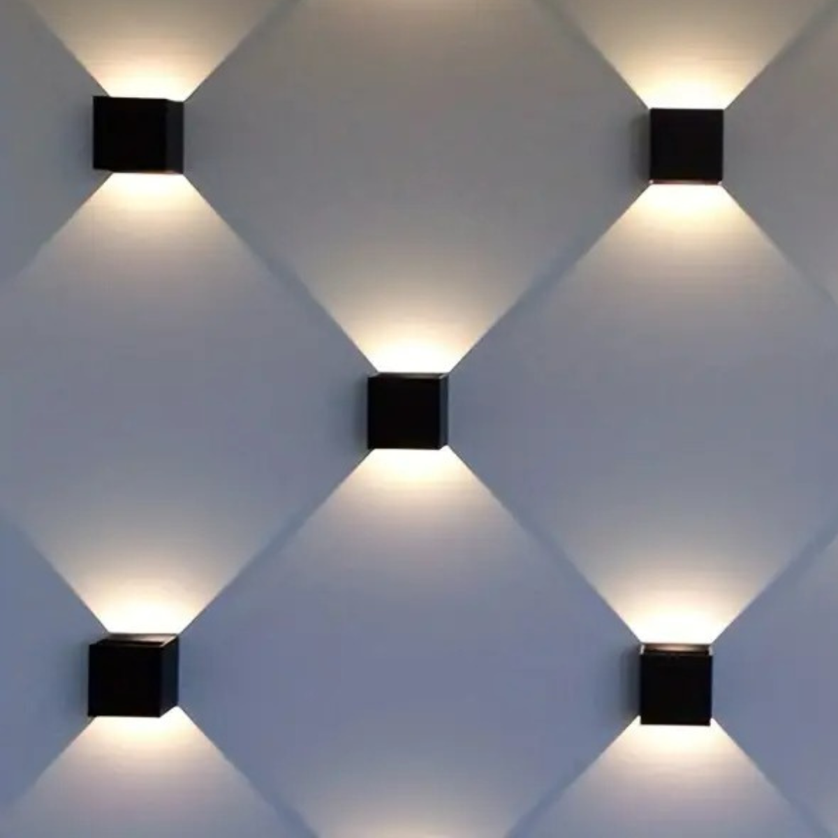 LED Wandlamp – Zwart – Warm Wit – 10x10x10 cm – Voor Binnen & Buiten