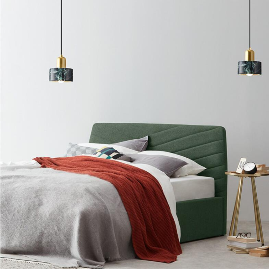 Marmeren hanglamp modern ontwerp boven kookeiland