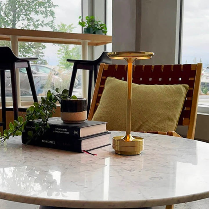 Urbanlight™ Wireless Lamp – Stylish, dimmable lighting anywhere 