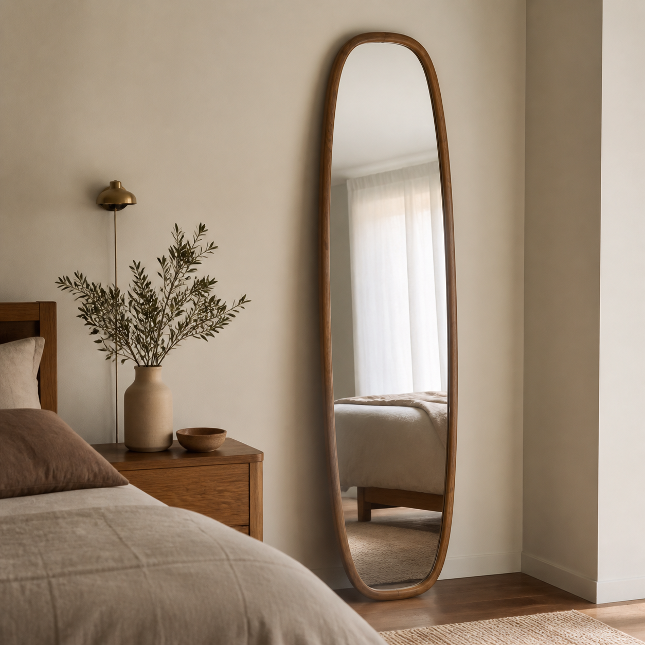 Luxon spiegel 40 bij 150 cm in slaapkamer