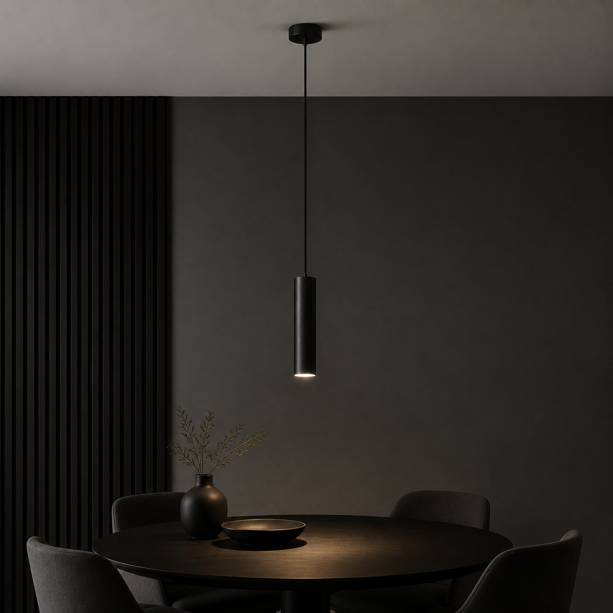 Paris hanglamp zwart boven eettafel