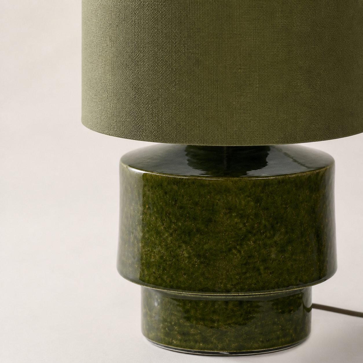 Detail Sibsey groene tafellamp